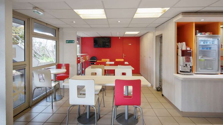 <b>Premiere Classe Lyon Est - Bron Eurexpo Restaurant</b>. Images powered by <a href="https://iceportal.shijigroup.com/" title="IcePortal" target="_blank">IcePortal</a>.