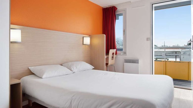 <b>Premiere Classe Lyon Est - Bron Eurexpo Room</b>. Images powered by <a href="https://iceportal.shijigroup.com/" title="IcePortal" target="_blank">IcePortal</a>.