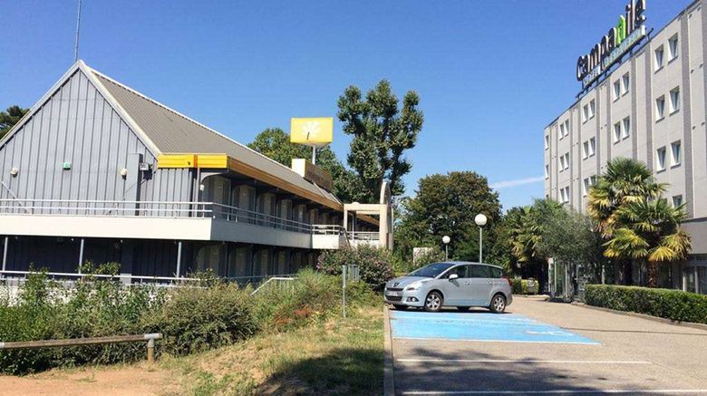 <b>Premiere Classe Lyon Ouest-Tassin Exterior</b>. Images powered by <a href="https://iceportal.shijigroup.com/" title="IcePortal" target="_blank">IcePortal</a>.