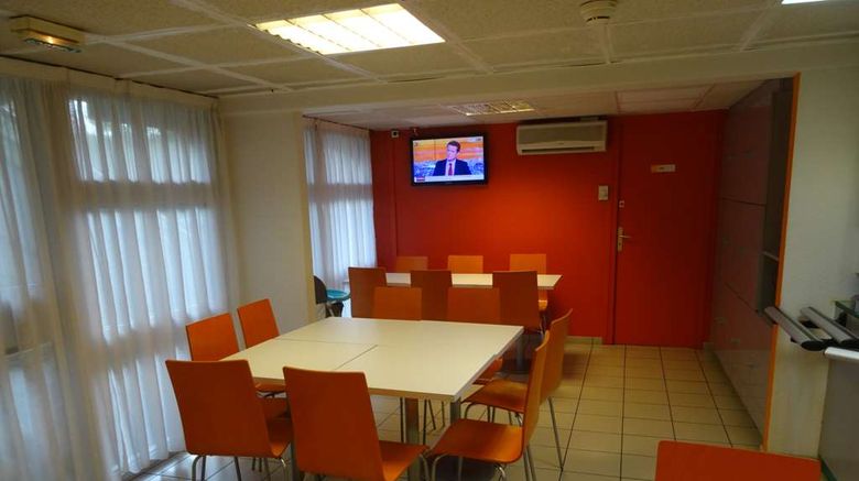 <b>Premiere Classe Lyon Sud - Chasse Sur Restaurant</b>. Images powered by <a href="https://iceportal.shijigroup.com/" title="IcePortal" target="_blank">IcePortal</a>.