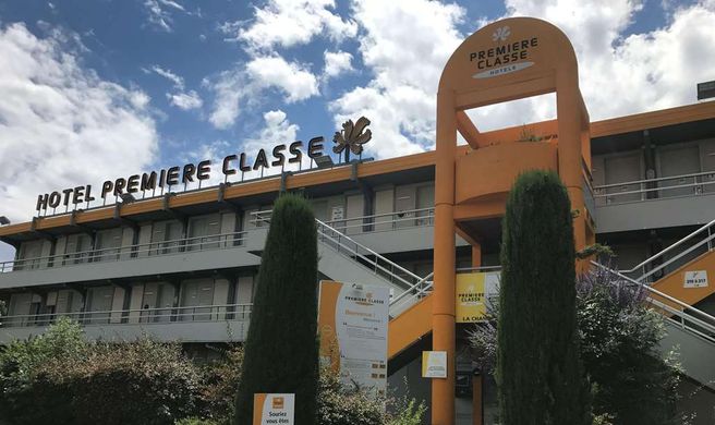 Hotel Premiere Classe Marseille Est - La Exterior
