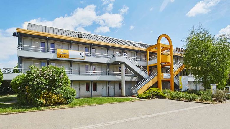 <b>Premiere Classe Melun Senart Exterior</b>. Images powered by <a href="https://iceportal.shijigroup.com/" title="IcePortal" target="_blank">IcePortal</a>.
