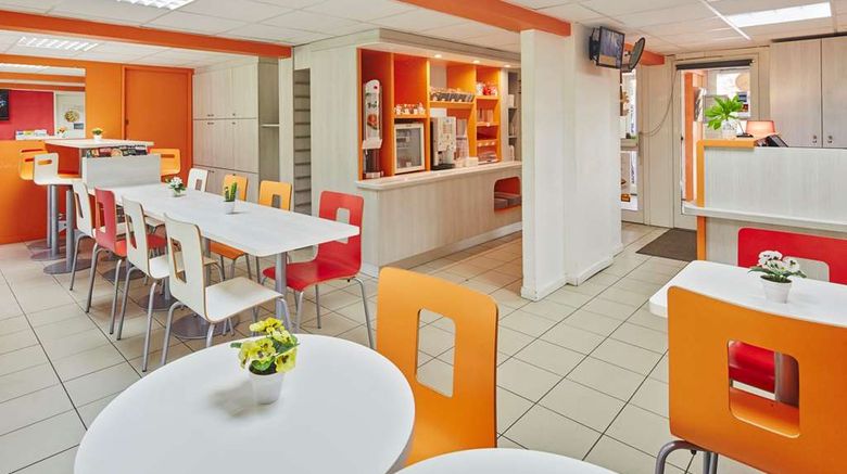 <b>Premiere Classe Melun Senart Restaurant</b>. Images powered by <a href="https://iceportal.shijigroup.com/" title="IcePortal" target="_blank">IcePortal</a>.