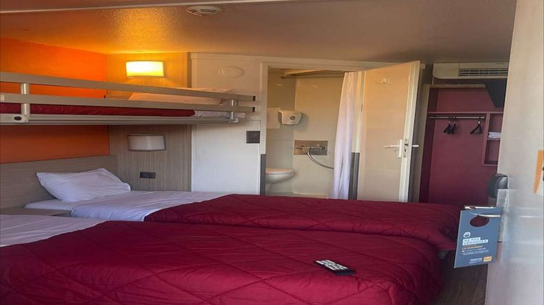 <b>Premiere Classe Montpellier Ouest Room</b>. Images powered by <a href="https://iceportal.shijigroup.com/" title="IcePortal" target="_blank">IcePortal</a>.