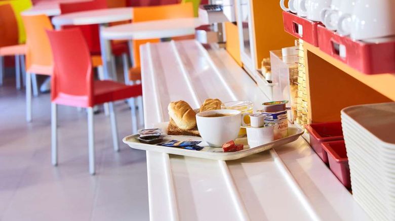 <b>Premiere Classe Montpellier Sud Lattes Restaurant</b>. Images powered by <a href="https://iceportal.shijigroup.com/" title="IcePortal" target="_blank">IcePortal</a>.