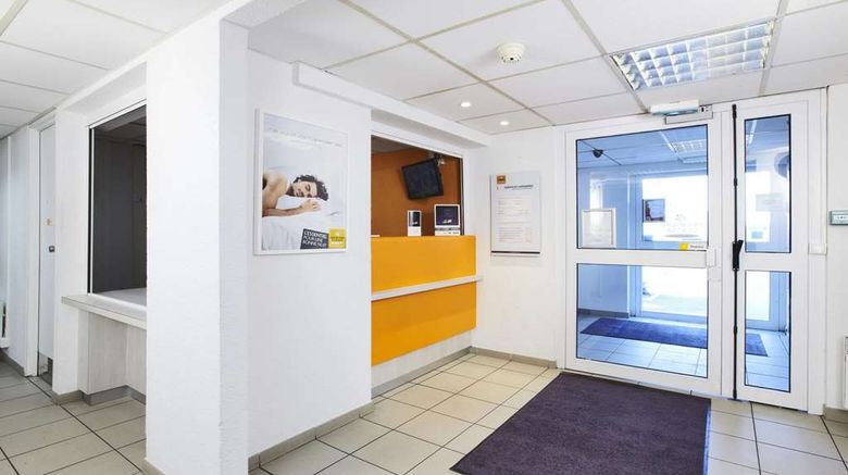 Premiere Classe Montreuil Lobby. Images powered by <a href="https://iceportal.shijigroup.com" target="_blank" rel="noopener">Ice Portal</a>.