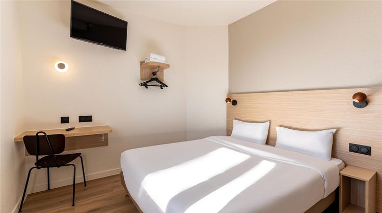 Premiere Classe Montreuil Room