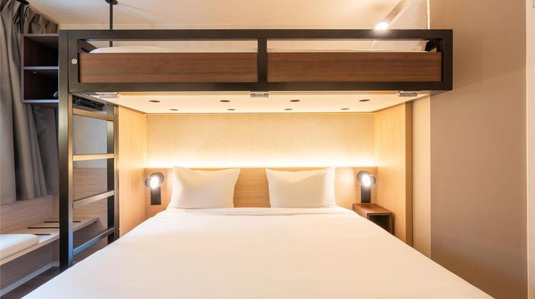 Premiere Classe Montreuil Room