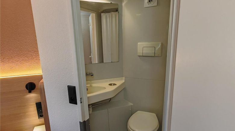 <b>Premiere Classe Nancy Est-Essey Room</b>. Images powered by <a href="https://iceportal.shijigroup.com/" title="IcePortal" target="_blank">IcePortal</a>.