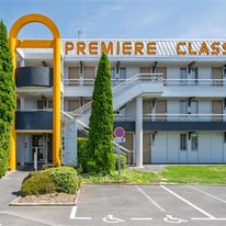 Premiere Classe Niort Est - La Creche