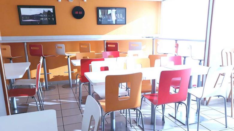 <b>Premiere Classe Orleans Ouest Restaurant</b>. Images powered by <a href="https://iceportal.shijigroup.com/" title="IcePortal" target="_blank">IcePortal</a>.