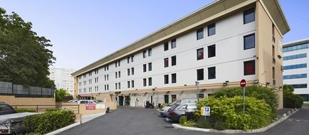 Premiere Classe Barbanniers Hotel Exterior