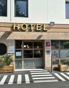 Premiere Classe Barbanniers Hotel