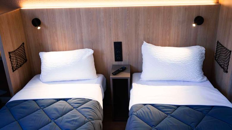 <b>Premiere Classe Barbanniers Hotel Room</b>. Images powered by <a href="https://iceportal.shijigroup.com/" title="IcePortal" target="_blank">IcePortal</a>.