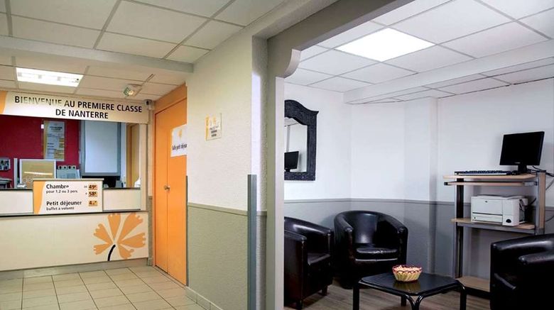 <b>Hotel Premiere Classe Lobby</b>. Images powered by <a href="https://iceportal.shijigroup.com/" title="IcePortal" target="_blank">IcePortal</a>.