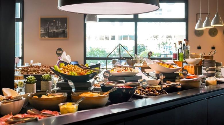 <b>Hotel Premiere Classe Paris Ouest Restaurant</b>. Images powered by <a href="https://iceportal.shijigroup.com/" title="IcePortal" target="_blank">IcePortal</a>.