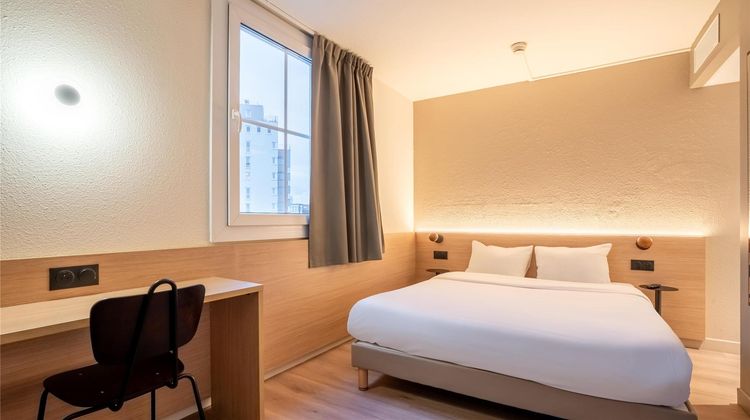 Hotel Premiere Classe Paris Ouest Room
