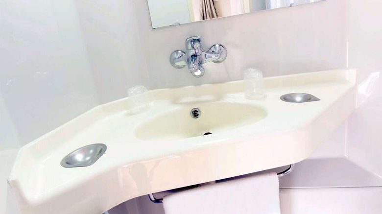 <b>Premiere Classe Roanne Perreux Room</b>. Images powered by <a href="https://iceportal.shijigroup.com/" title="IcePortal" target="_blank">IcePortal</a>.