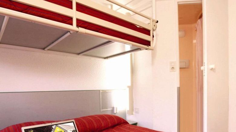 <b>Premiere Classe Roanne Perreux Room</b>. Images powered by <a href="https://iceportal.shijigroup.com/" title="IcePortal" target="_blank">IcePortal</a>.