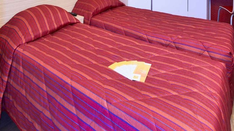 <b>Premiere Classe Roanne Perreux Room</b>. Images powered by <a href="https://iceportal.shijigroup.com/" title="IcePortal" target="_blank">IcePortal</a>.