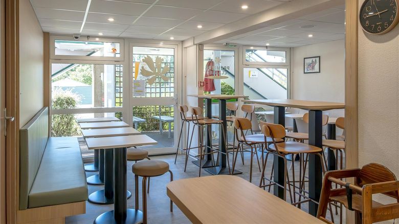 <b>Premiere Classe Rodez Restaurant</b>. Images powered by <a href="https://iceportal.shijigroup.com/" title="IcePortal" target="_blank">IcePortal</a>.