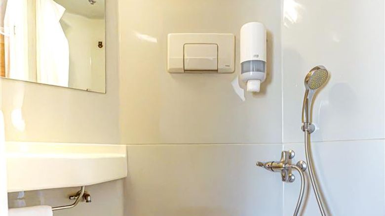 <b>Premiere Classe Rodez Room</b>. Images powered by <a href="https://iceportal.shijigroup.com/" title="IcePortal" target="_blank">IcePortal</a>.