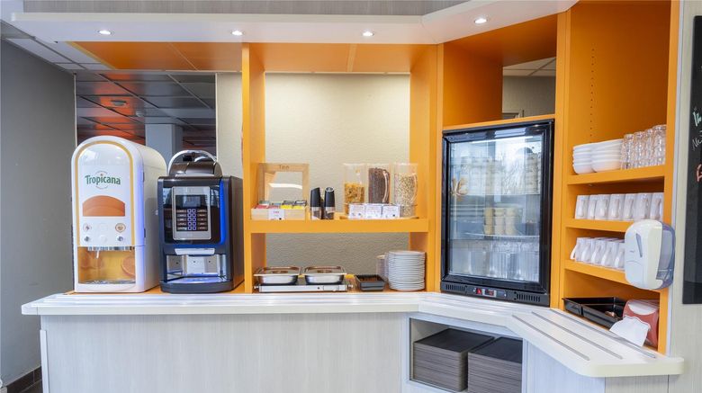 <b>Premiere Classe Hotel Roissy Restaurant</b>. Images powered by <a href="https://iceportal.shijigroup.com/" title="IcePortal" target="_blank">IcePortal</a>.