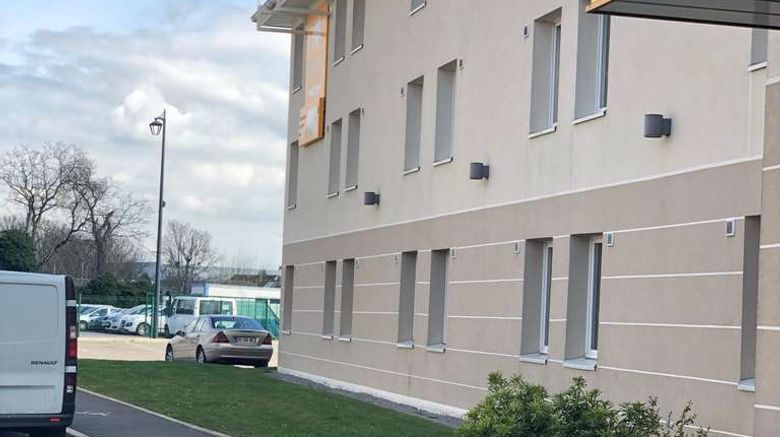 <b>Premiere Classe Roissy-Le Mesnil Amelot Exterior</b>. Images powered by <a href="https://iceportal.shijigroup.com/" title="IcePortal" target="_blank">IcePortal</a>.