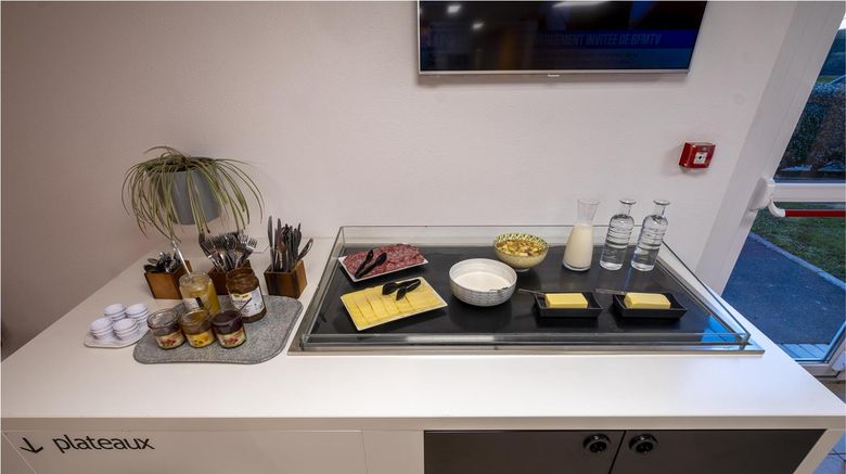 <b>Premiere Classe Roissy-Le Mesnil Amelot Restaurant</b>. Images powered by <a href="https://iceportal.shijigroup.com/" title="IcePortal" target="_blank">IcePortal</a>.