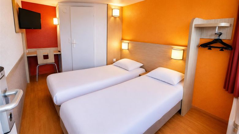 <b>Premiere Classe Saint Brieuc - Tregueux Room</b>. Images powered by <a href="https://iceportal.shijigroup.com/" title="IcePortal" target="_blank">IcePortal</a>.