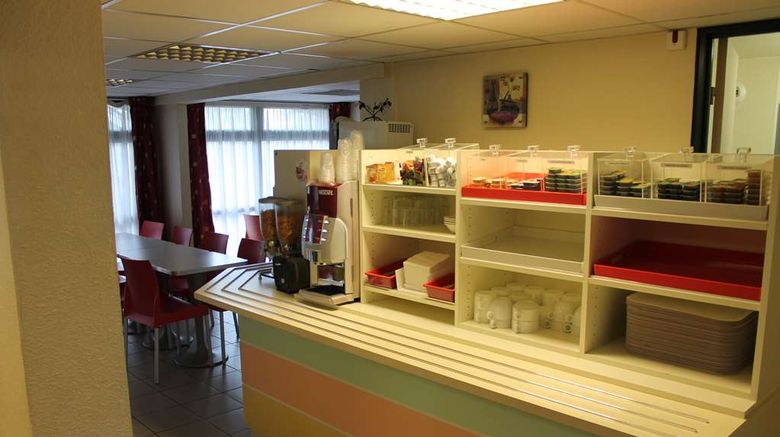 <b>Premiere Classe Saint-Ouen Restaurant</b>. Images powered by <a href="https://iceportal.shijigroup.com/" title="IcePortal" target="_blank">IcePortal</a>.