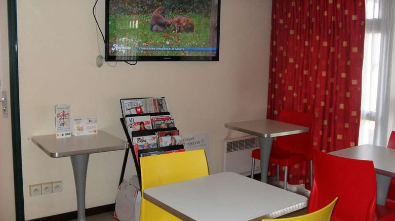 <b>Premiere Classe Saint-Ouen Restaurant</b>. Images powered by <a href="https://iceportal.shijigroup.com/" title="IcePortal" target="_blank">IcePortal</a>.