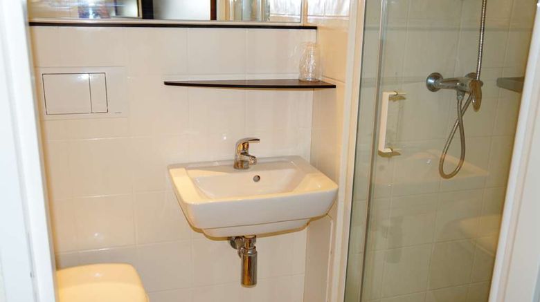 <b>Premiere Classe Sens Nord-Saint Clement Room</b>. Images powered by <a href="https://iceportal.shijigroup.com/" title="IcePortal" target="_blank">IcePortal</a>.