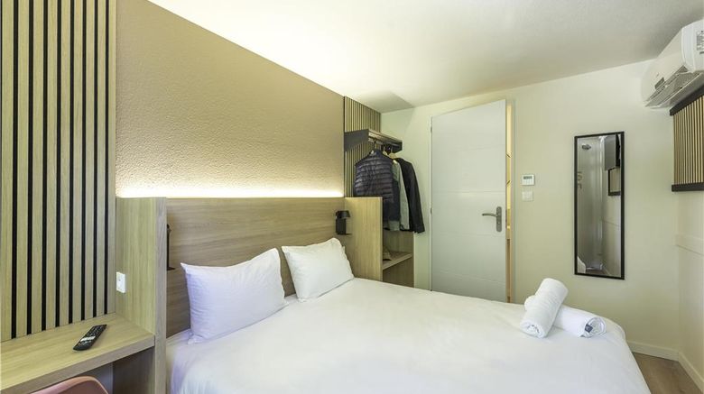 <b>Premiere Classe Toulon-La Seyne Sur Mer Room</b>. Images powered by <a href="https://iceportal.shijigroup.com/" title="IcePortal" target="_blank">IcePortal</a>.