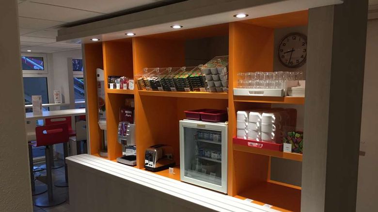 <b>Premiere Classe Toulouse Sud Restaurant</b>. Images powered by <a href="https://iceportal.shijigroup.com/" title="IcePortal" target="_blank">IcePortal</a>.