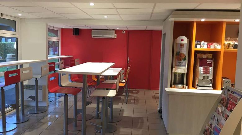 <b>Premiere Classe Toulouse Sud Restaurant</b>. Images powered by <a href="https://iceportal.shijigroup.com/" title="IcePortal" target="_blank">IcePortal</a>.