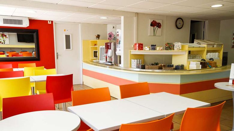 <b>Premiere Classe Hotel Chambray-les-Tours Restaurant</b>. Images powered by <a href="https://iceportal.shijigroup.com/" title="IcePortal" target="_blank">IcePortal</a>.