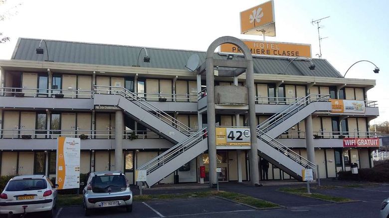 <b>Hotel Premiere Classe Vierzon Exterior</b>. Images powered by <a href="https://iceportal.shijigroup.com/" title="IcePortal" target="_blank">IcePortal</a>.