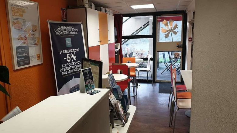 <b>Hotel Premiere Classe Vierzon Lobby</b>. Images powered by <a href="https://iceportal.shijigroup.com/" title="IcePortal" target="_blank">IcePortal</a>.