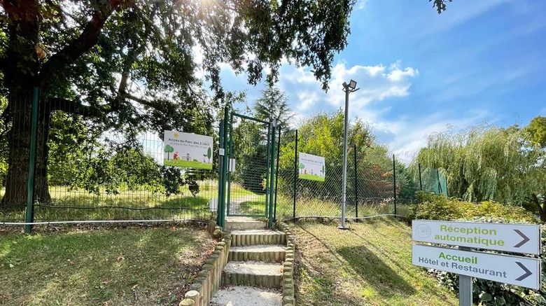 <b>Premiere Classe Villejust-Za Courtaboeuf Exterior</b>. Images powered by <a href="https://iceportal.shijigroup.com/" title="IcePortal" target="_blank">IcePortal</a>.
