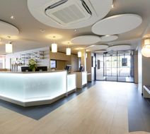 Kyriad Prestige Saint-Malo Lobby