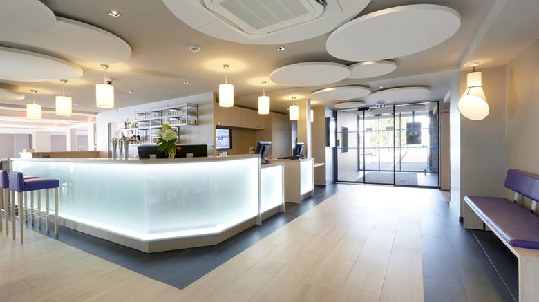 <b>Kyriad Prestige Saint-Malo Lobby</b>. Images powered by <a href="https://iceportal.shijigroup.com/" title="IcePortal" target="_blank">IcePortal</a>.