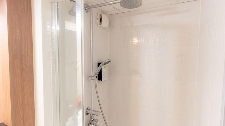 <b>Campanile Belfort Montbeliard La Jonxion Suite</b>. Images powered by <a href="https://iceportal.shijigroup.com/" title="IcePortal" target="_blank">IcePortal</a>.