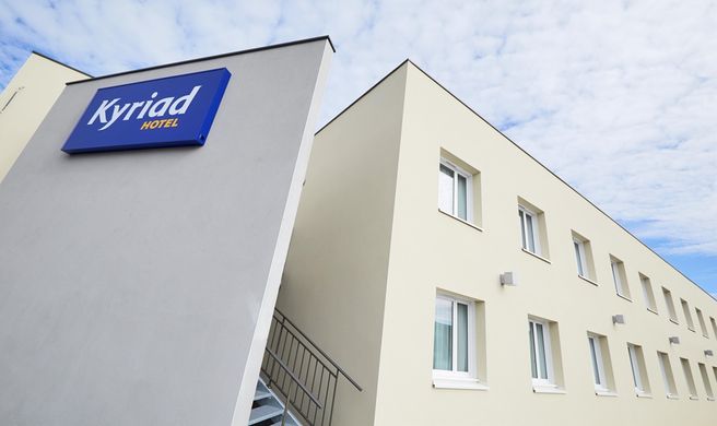 Kyriad Angers Ouest - Beaucouze Exterior