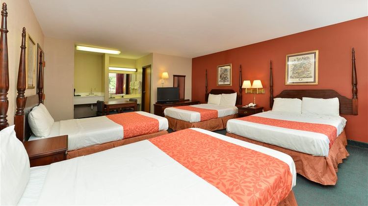Americas Best Value Inn & Suites Suite
