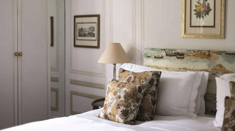 <b>Splendido, A Belmond Hotel Room</b>. Images powered by <a href="https://iceportal.shijigroup.com/" title="IcePortal" target="_blank">IcePortal</a>.