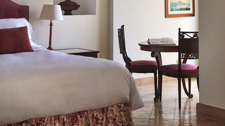 <b>Caruso, A Belmond Hotel Suite</b>. Images powered by <a href="https://iceportal.shijigroup.com/" title="IcePortal" target="_blank">IcePortal</a>.