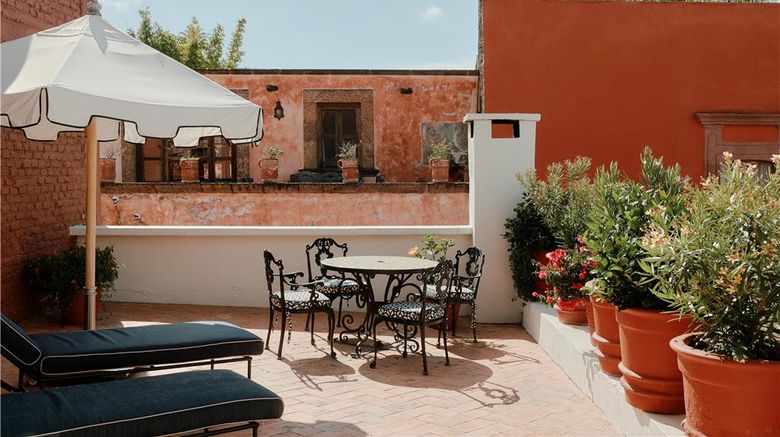 <b>Casa de Sierra Nevada, A Belmond Hotel Room</b>. Images powered by <a href="https://iceportal.shijigroup.com/" title="IcePortal" target="_blank">IcePortal</a>.