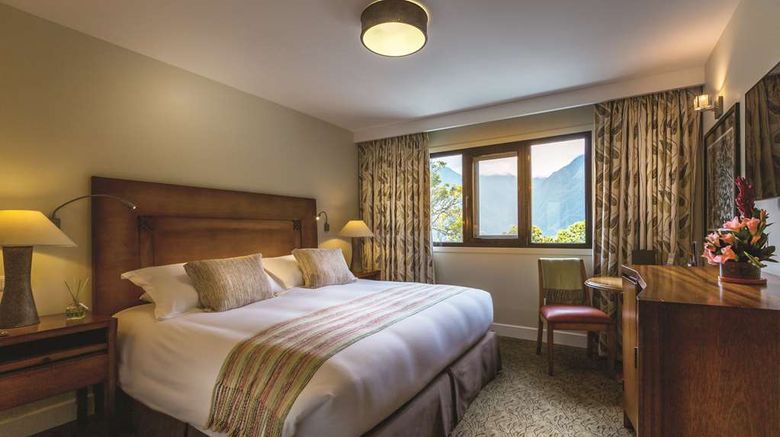 <b>Sanctuary Lodge, A Belmond Hotel Room</b>. Images powered by <a href="https://iceportal.shijigroup.com/" title="IcePortal" target="_blank">IcePortal</a>.