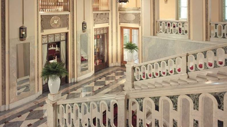 <b>Grand Hotel Europe Lobby</b>. Images powered by <a href="https://iceportal.shijigroup.com/" title="IcePortal" target="_blank">IcePortal</a>.